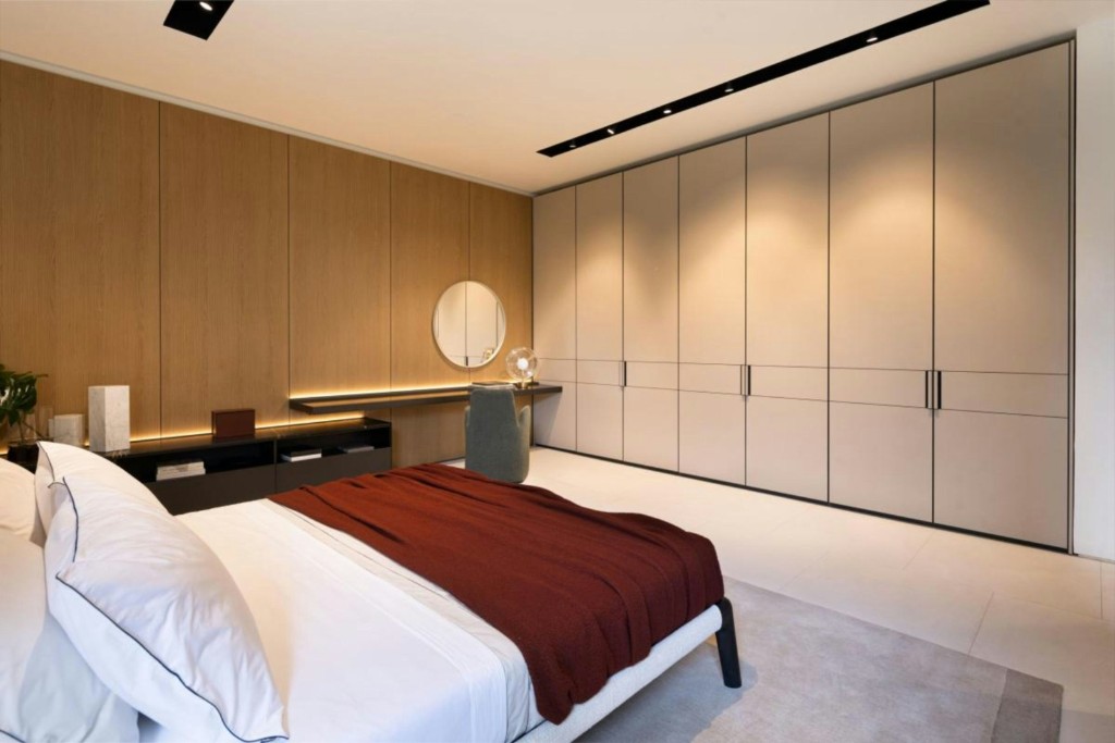 Floor-to-ceiling bespoke wardrobe installation