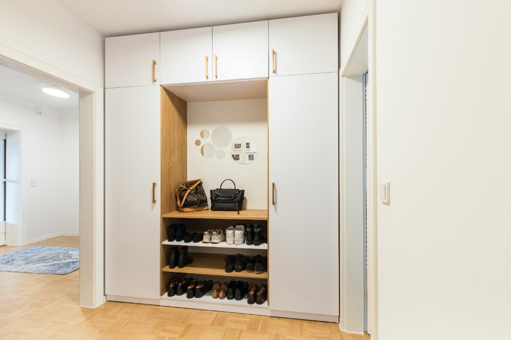 Hallway fitted wardrobe with shoe storage